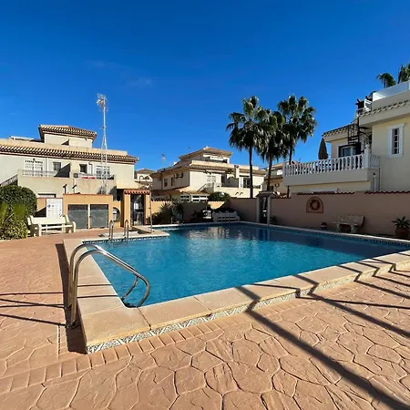 Jacqueline La Buena Vida Holiday home *
